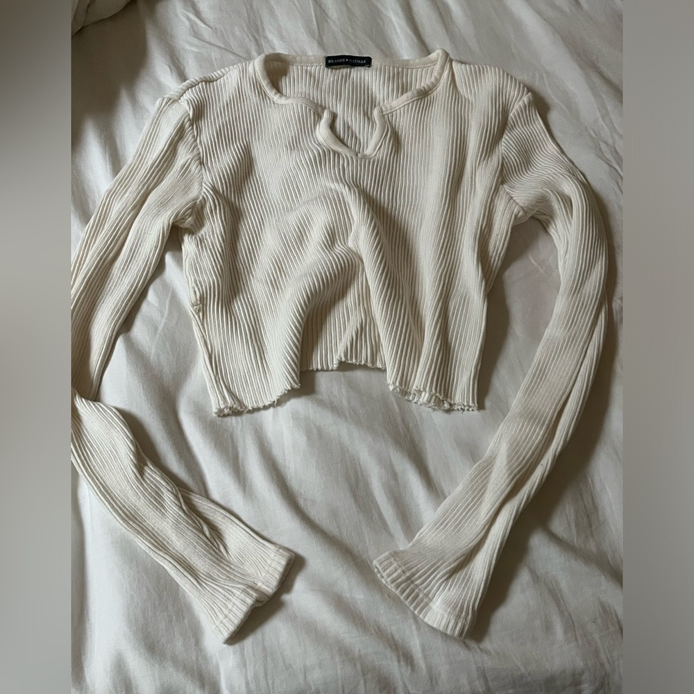 flattering sweater 🩷